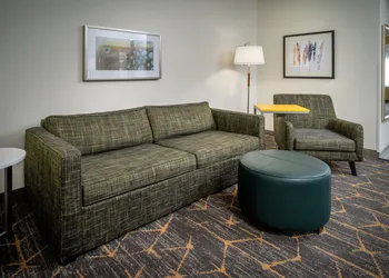Holiday Inn Hotel & Suites Beckley by IHG hotel thumbnail 2
