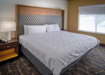 Holiday Inn Hotel & Suites Beckley by IHG hotel thumbnail 3