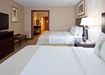 Holiday Inn & Suites Wausau-Rothschild by IHG hotel thumbnail 2