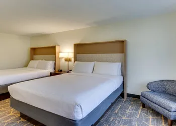 Holiday Inn Staunton Conference Center by IHG hotel thumbnail 7
