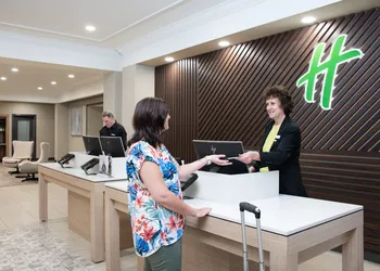 Holiday Inn & Suites Pittsfield-Berkshires by IHG hotel thumbnail 2