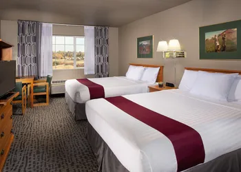 Coast Hilltop Inn hotel thumbnail 8