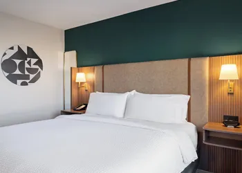 Holiday Inn Portsmouth Downtown by IHG hotel thumbnail 3