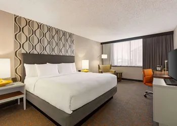 Wyndham Fort Smith City Center hotel thumbnail 6