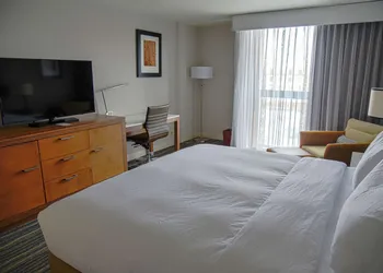 DoubleTree by Hilton Helena Downtown hotel thumbnail 8