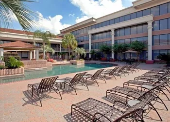 Holiday Inn Port Arthur Park Central by IHG hotel thumbnail 7
