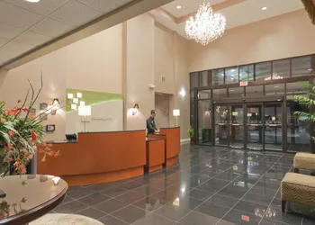 Holiday Inn Express & Suites Carbondale - University Area by IHG hotel thumbnail 2