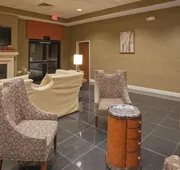 Holiday Inn Express & Suites Carbondale - University Area by IHG hotel detail image 4