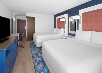Hotel Indigo Mount Pleasant by IHG hotel thumbnail 2