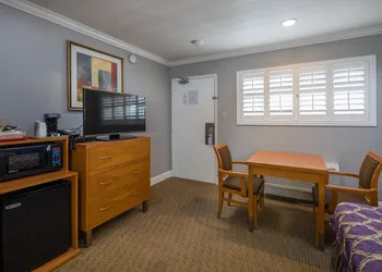 SOMA Park Inn – Civic Center hotel thumbnail 3