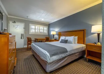 SOMA Park Inn – Civic Center hotel thumbnail 7