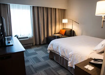 Hampton Inn Bainbridge hotel thumbnail 4