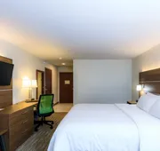 Holiday Inn Express Osage Beach - Lake Of The Ozarks by IHG hotel detail image 3