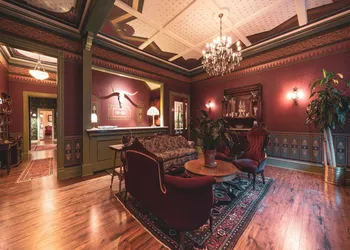 St. Elmo Hotel hotel thumbnail 3
