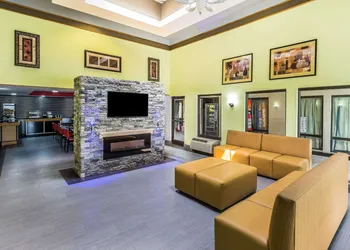 Rodeway Inn Knoxville East hotel thumbnail 2