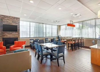 Best Western Hartford Hotel & Suites hotel thumbnail 2