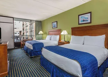 Days Inn by Wyndham Virginia Beach At The Beach hotel thumbnail 4