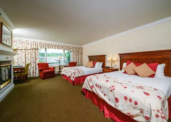 Stoweflake Mountain Resort & Spa hotel thumbnail 2