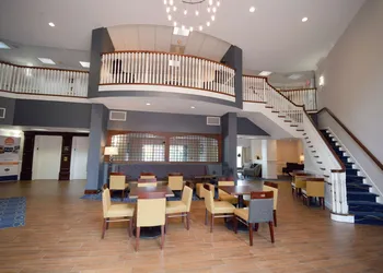 Hampton Inn Salem East - Electric Road hotel thumbnail 3