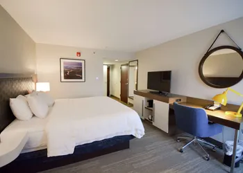 Hampton Inn Salem East - Electric Road hotel thumbnail 7