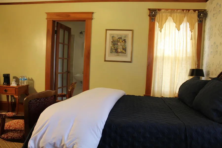 Pacific Grove Inn hotel detail image 2