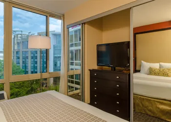 Beacon Hotel & Corporate Quarters hotel thumbnail 5