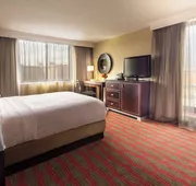DoubleTree by Hilton New York LaGuardia Airport hotel detail image 4
