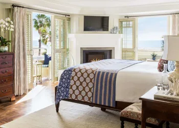 Shutters on the Beach hotel thumbnail 6