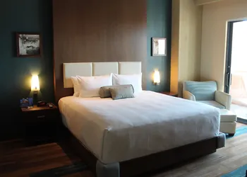 Isleta Resort and Casino hotel thumbnail 5