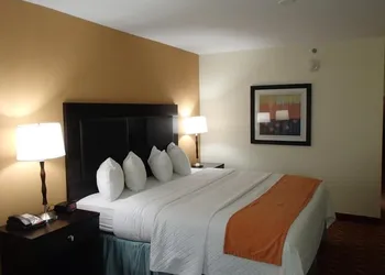 Lux Hotel and Spa hotel thumbnail 2