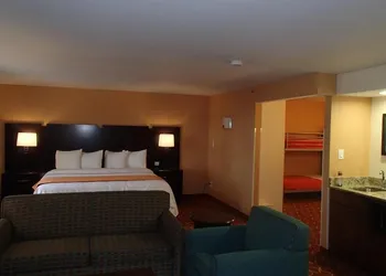 Lux Hotel and Spa hotel thumbnail 8
