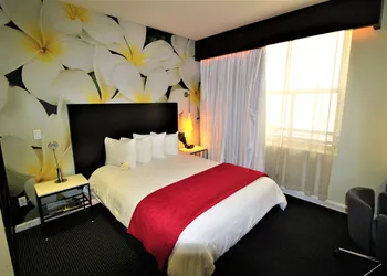 The O Hotel, Trademark Collection by Wyndham hotel thumbnail 8