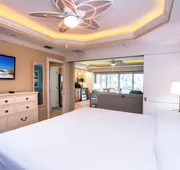 Island Inn hotel detail image 4