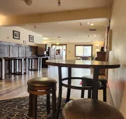 Luxury Inn And Suites hotel detail image 3