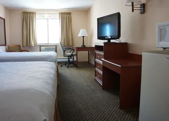 Luxury Inn And Suites hotel thumbnail 6
