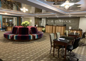 Split Rock Resort hotel thumbnail 7