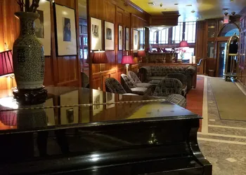 Mayfair New York hotel thumbnail 4