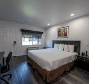 Monterey Surf Inn hotel detail image 4