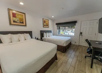 Monterey Surf Inn hotel thumbnail 5
