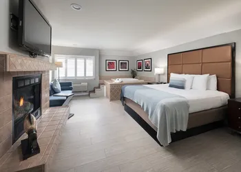 Mariposa Inn & Suites hotel thumbnail 5