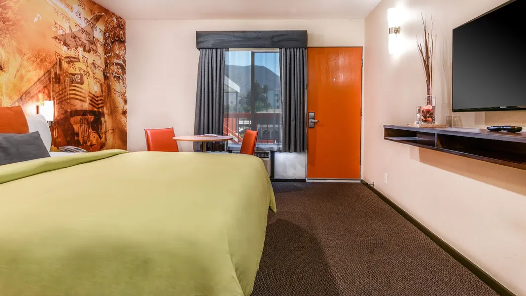 The Tangerine - A Burbank Hotel hotel detail image 6