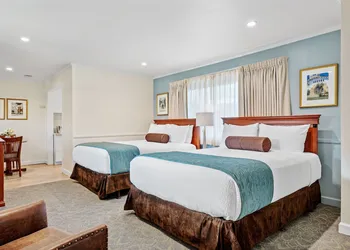 Inn By The Harbor hotel thumbnail 8