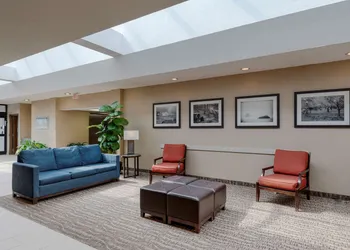Comfort Inn The Pointe hotel thumbnail 6