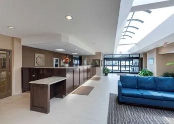 Comfort Inn The Pointe hotel thumbnail 7
