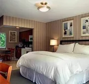 7 Springs Inn & Suites hotel detail image 5