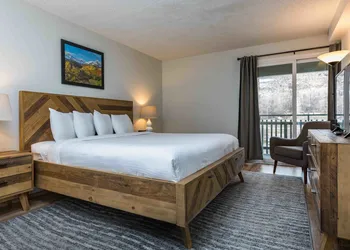 Evergreen Lodge at Vail hotel thumbnail 8