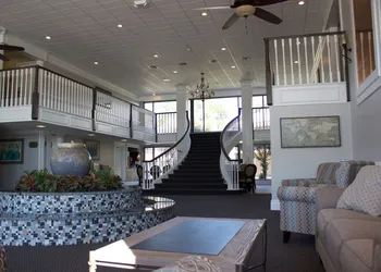 At Home Inn & Suites hotel thumbnail 3