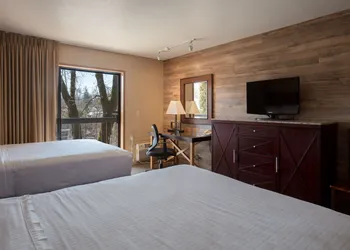 Riverside Inn hotel thumbnail 6