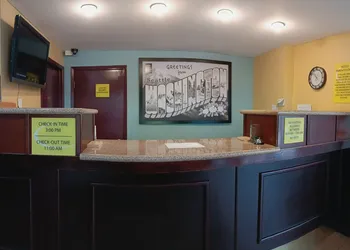 Sutton Suites Hotel hotel thumbnail 3