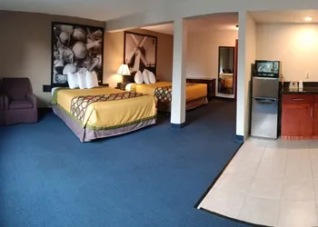 Sutton Suites Hotel hotel thumbnail 8